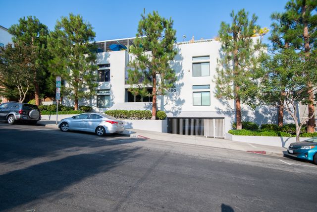 Hancock Avenue 950 Hancock Ave, West Hollywood, CA 90069 - Photo 2 of 2