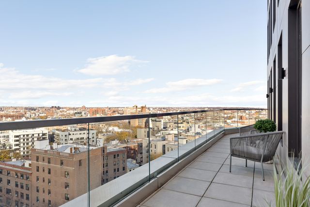 856 Washington 856 Washington Ave, Brooklyn, NY 11238 - Photo 5 of 6