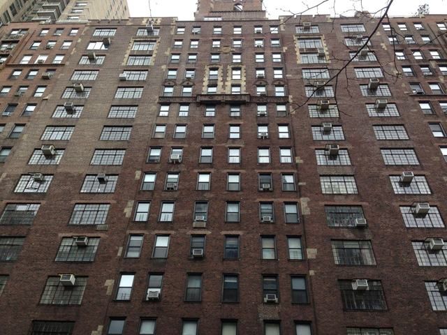 430 E 86th St, Manhattan, NY 10028 - Photo 6 of 7