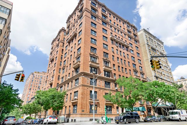 325 West End Ave, Manhattan, NY 10023 - Photo 3 of 4