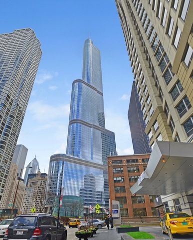 Trump Tower 401 N Wabash Ave, Chicago, IL 60611 - Photo 2 of 18