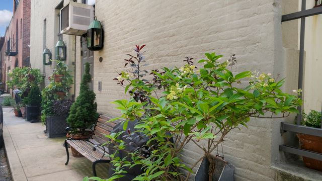 58 Verandah Pl, Brooklyn, NY 11201 - Photo 3 of 4