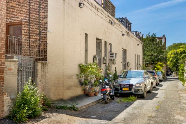 58 Verandah Pl, Brooklyn, NY 11201 - Photo 4 of 4