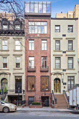 121 E 38th St, Manhattan, NY 10016 - Photo 1 of 1