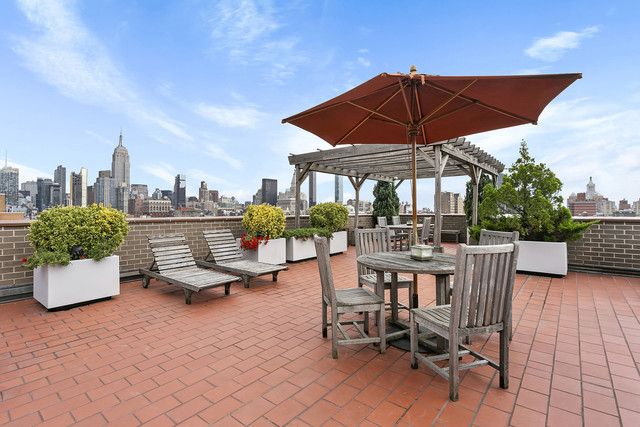 The Vermeer 77 7th Ave, Manhattan, NY 10011 - Photo 17 of 18