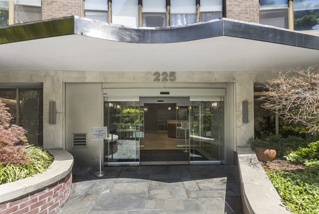 Murray Hill Crescent 225 E 36th St, Manhattan, NY 10016 - Photo 1 of 19