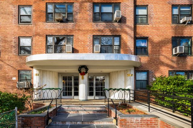 3103 Fairfield Ave, Bronx, NY 10463 - Photo 1 of 1