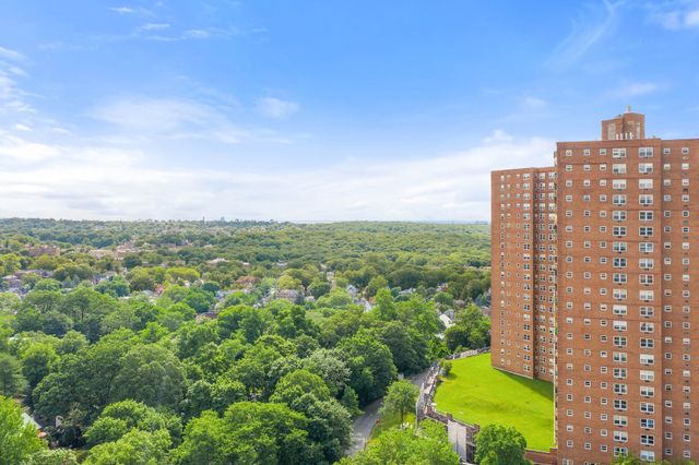 Skyview On The Hudson 5900 Arlington Ave, Bronx, NY 10471 - Photo 8 of 27