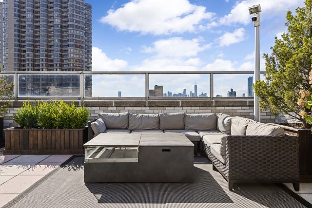 The Churchill 300 E 40th St, Manhattan, NY 10016 - Photo 22 of 23