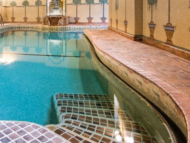 2452 W Greenleaf Ave, Chicago, IL 60645 - Photo 6 of 6