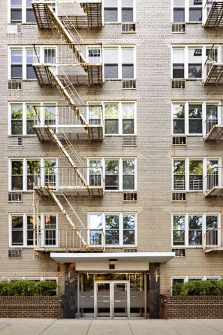 54 Orange St, Brooklyn, NY 11201 - Photo 2 of 4