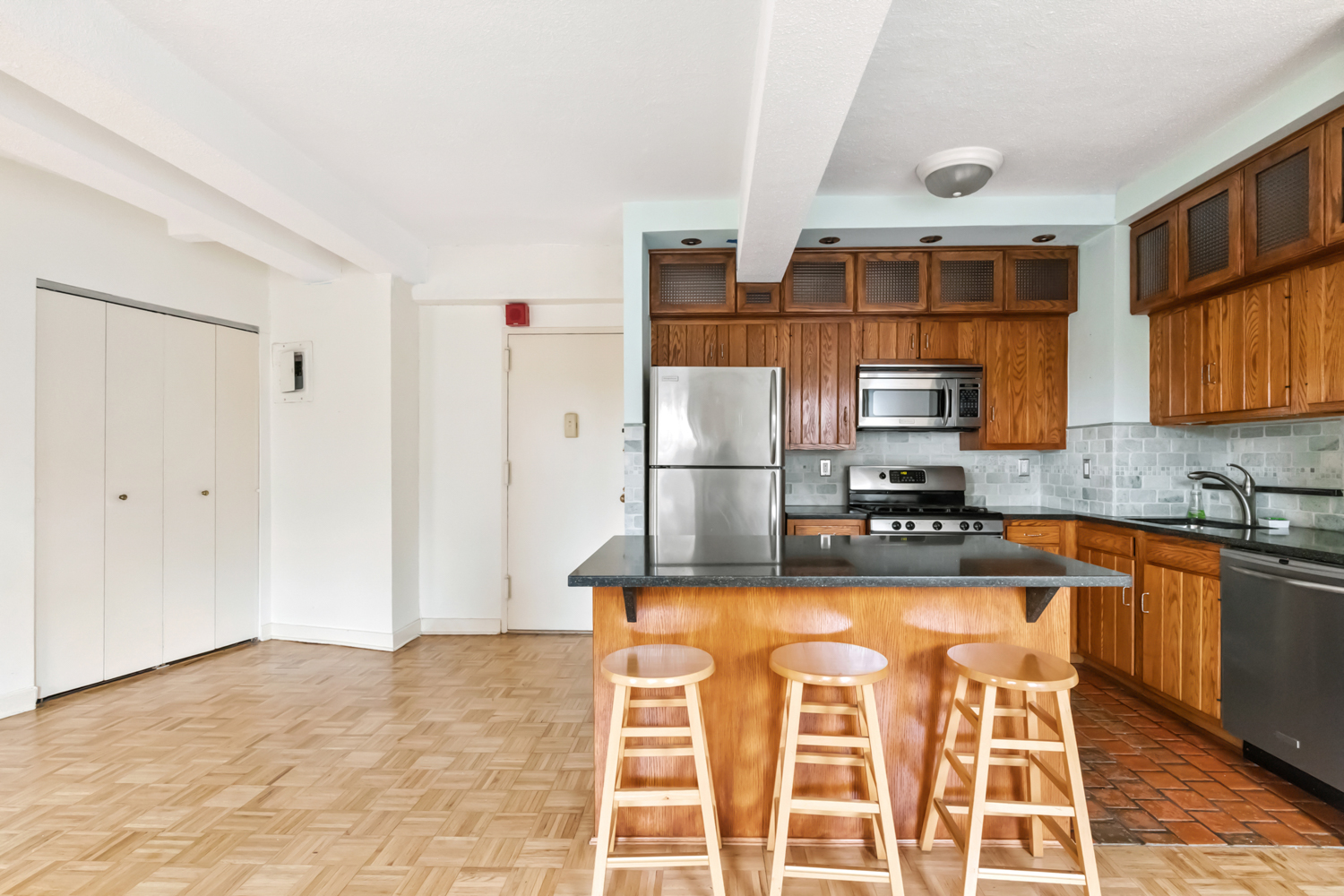 2166 Broadway, Unit 10A Manhattan, NY 10024 - Photo 3 of 10