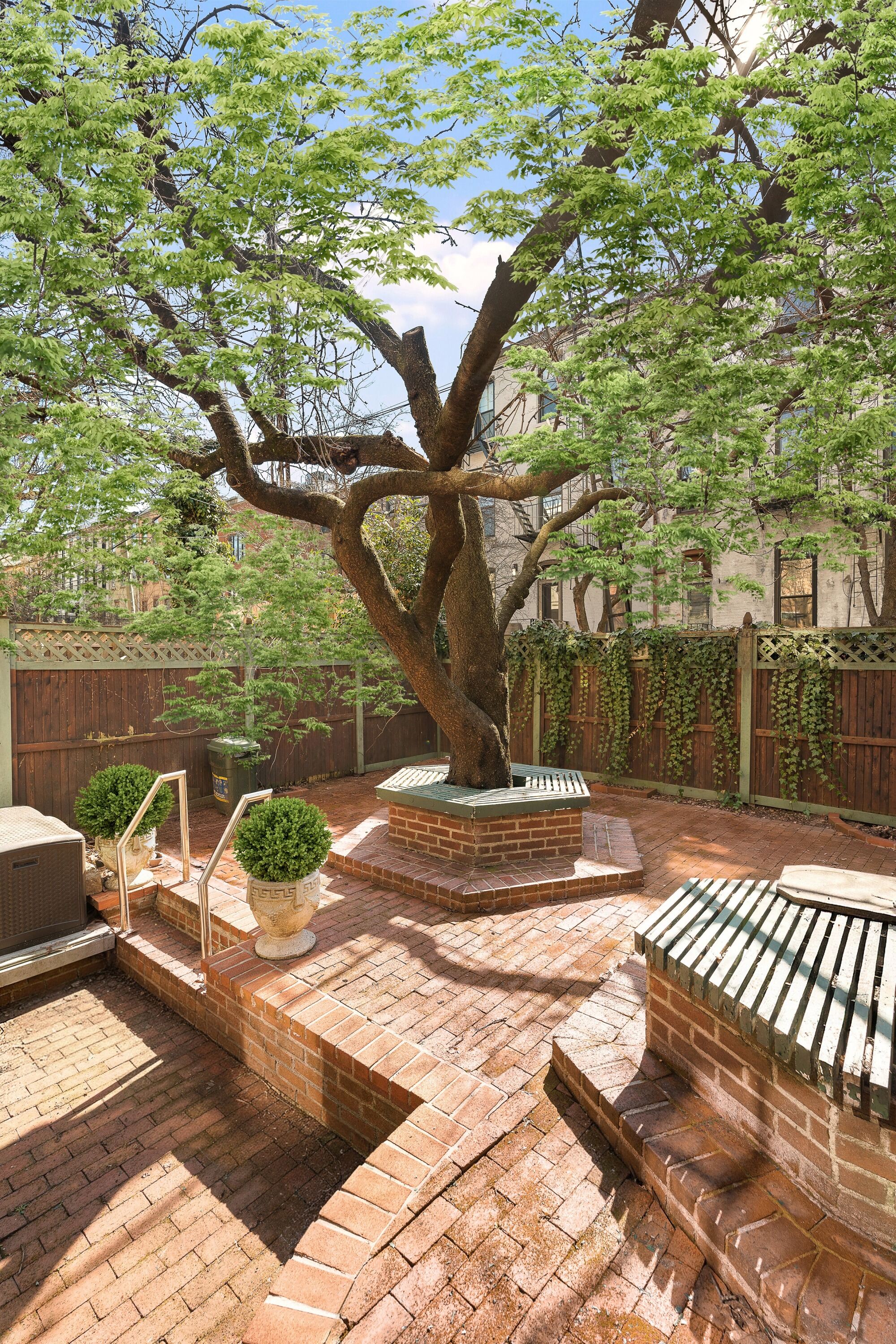 420 8th Street Brooklyn, NY 11215 - Photo 18 of 20 a view of a backyard