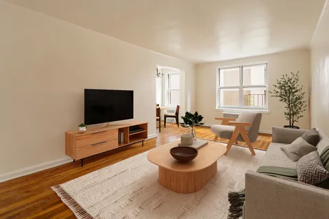 $725,000 | 30 Monroe Place, Unit 3A | Brooklyn Heights