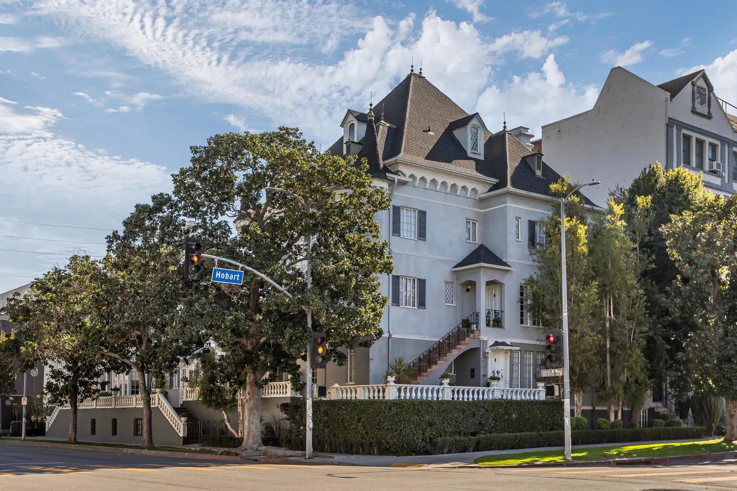 $749,000 | 3348 James M Wood Boulevard, Unit 10, Los Angeles, CA 90006