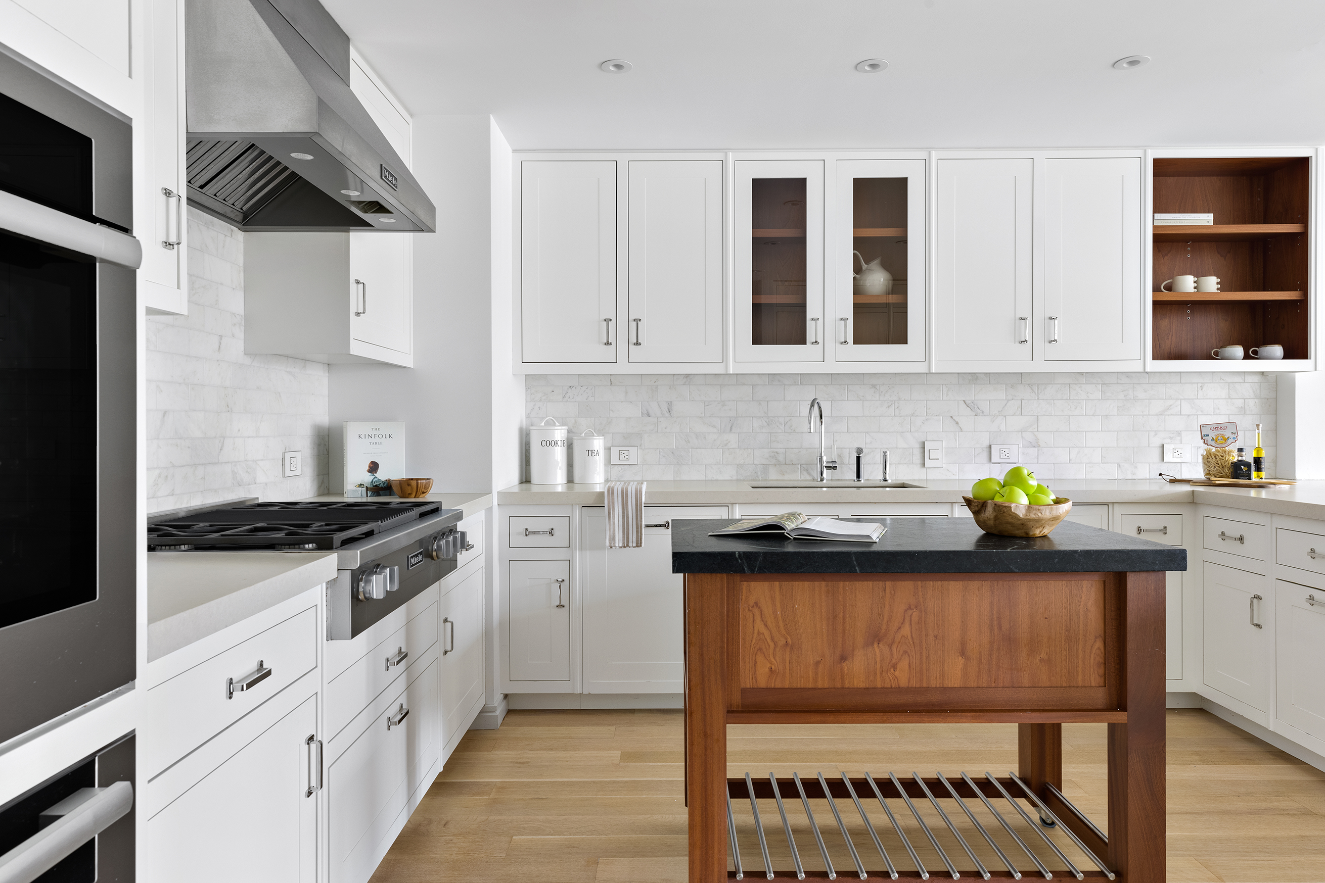 210 West 77th Street, Unit 10W Manhattan, NY 10024 - Photo 8 of 22