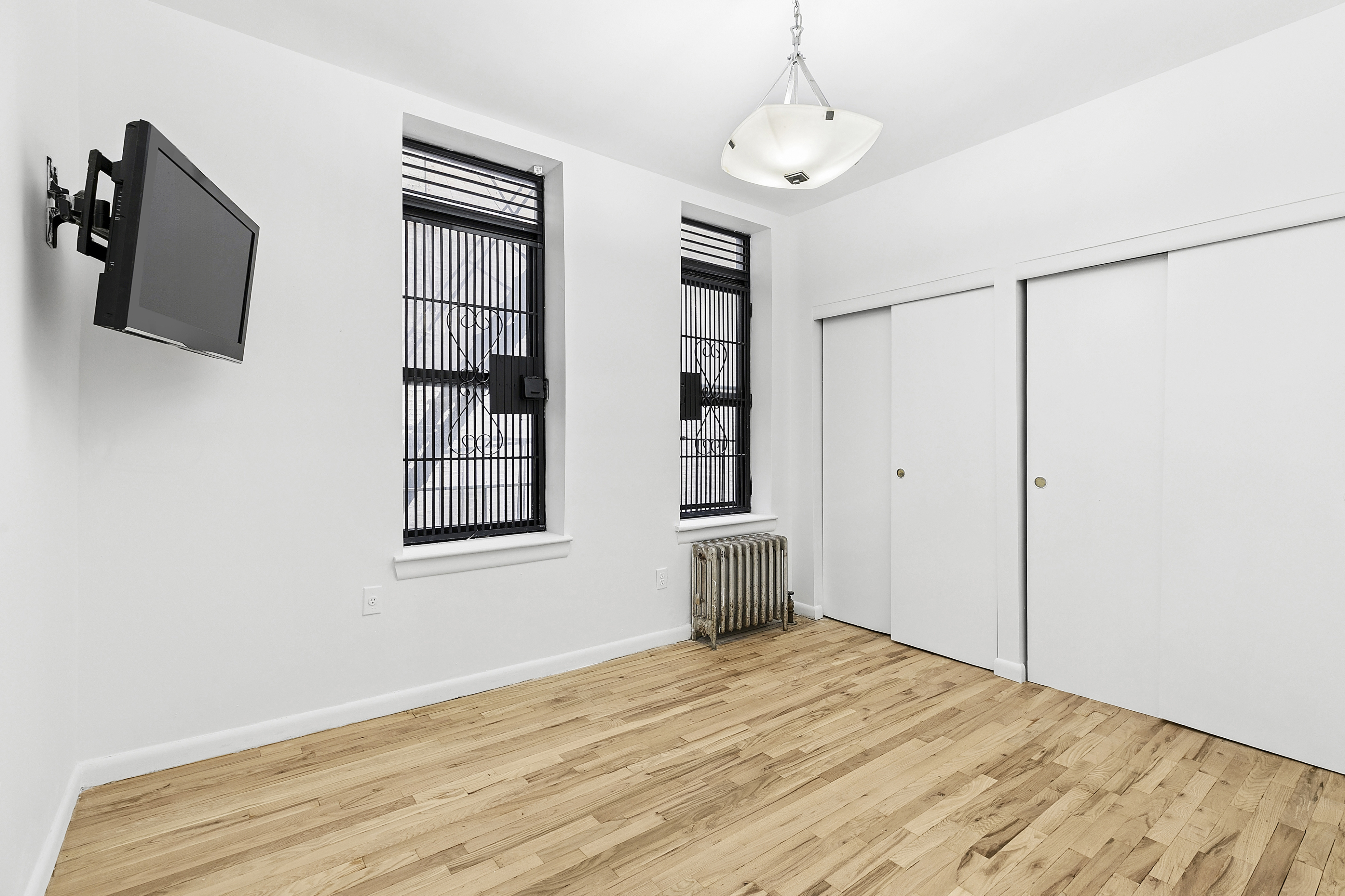 11 St Nicholas Avenue, Unit 2G Manhattan, NY 10026 - Photo 5 of 8