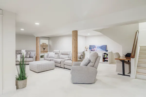 $2,200,000 | 261 Whiskey Jay Hill Road, Evergreen, CO 80439