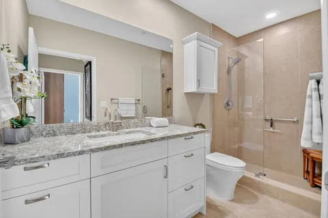 $2,100,000 | 550 Okeechobee Boulevard, Unit LPH23, West Palm Beach, FL 33401