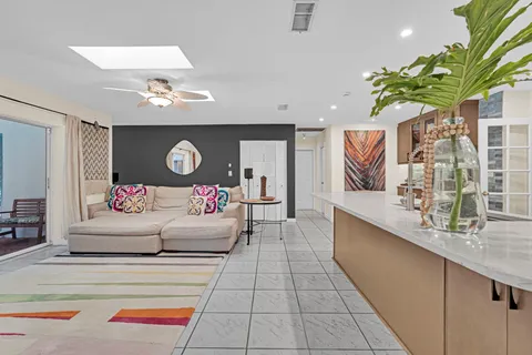 $1,799,000 | 6952 Southwest 149th Terrace, Palmetto Bay, FL 33158