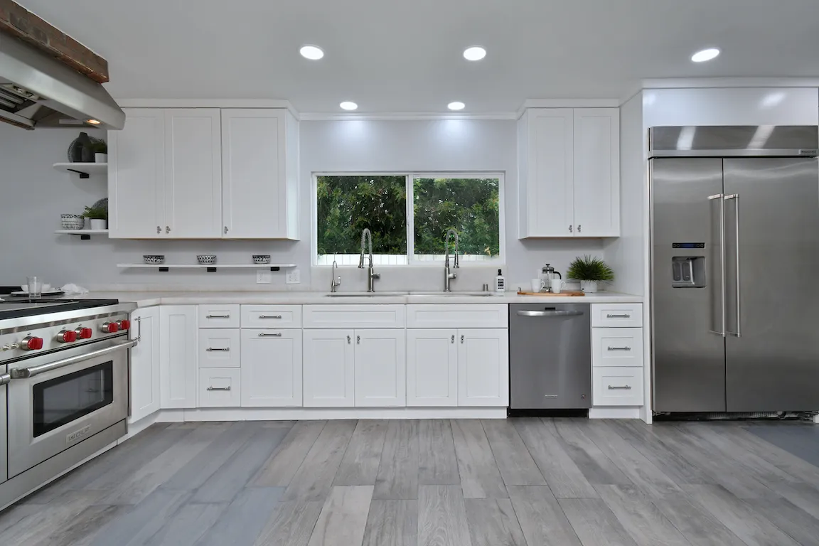 $2,599,000 | 4053 Harclare Lane, Encino, CA 91436