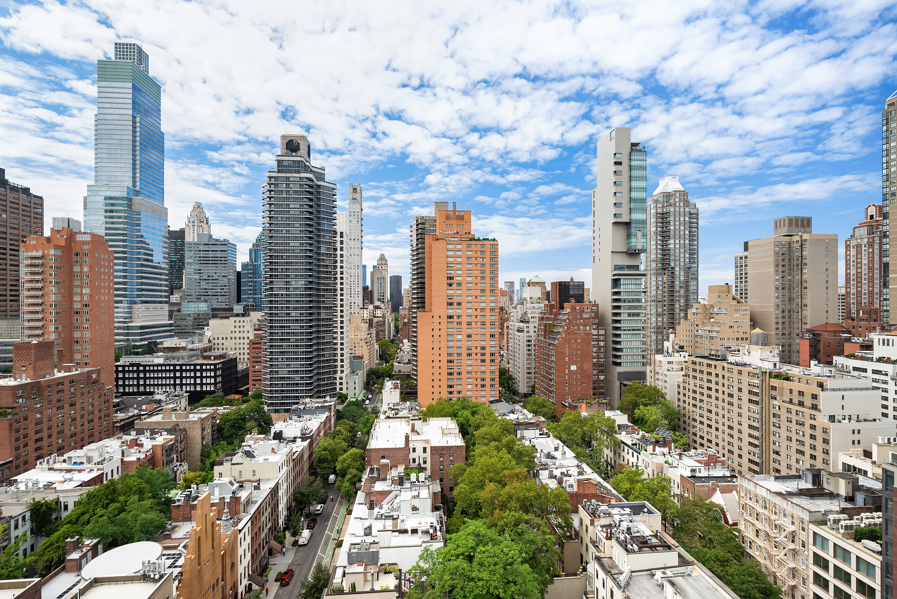 301 East 61st Street, Unit 17A Manhattan, NY 10065 - Photo 12 of 16 a view of a city with tall buildings