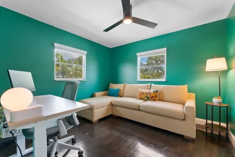 $714,999 | 2701 67th Way North, St. Petersburg, FL 33710