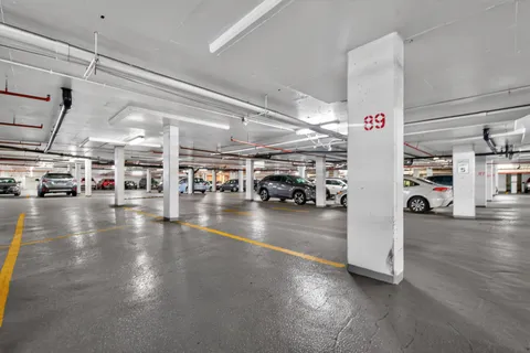 a view of a parking area