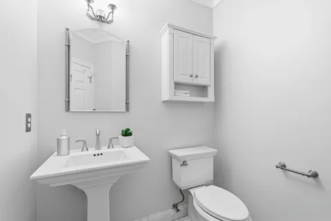 $1,800,000 | 1283 Cobble Pond Way, Vienna, VA 22182