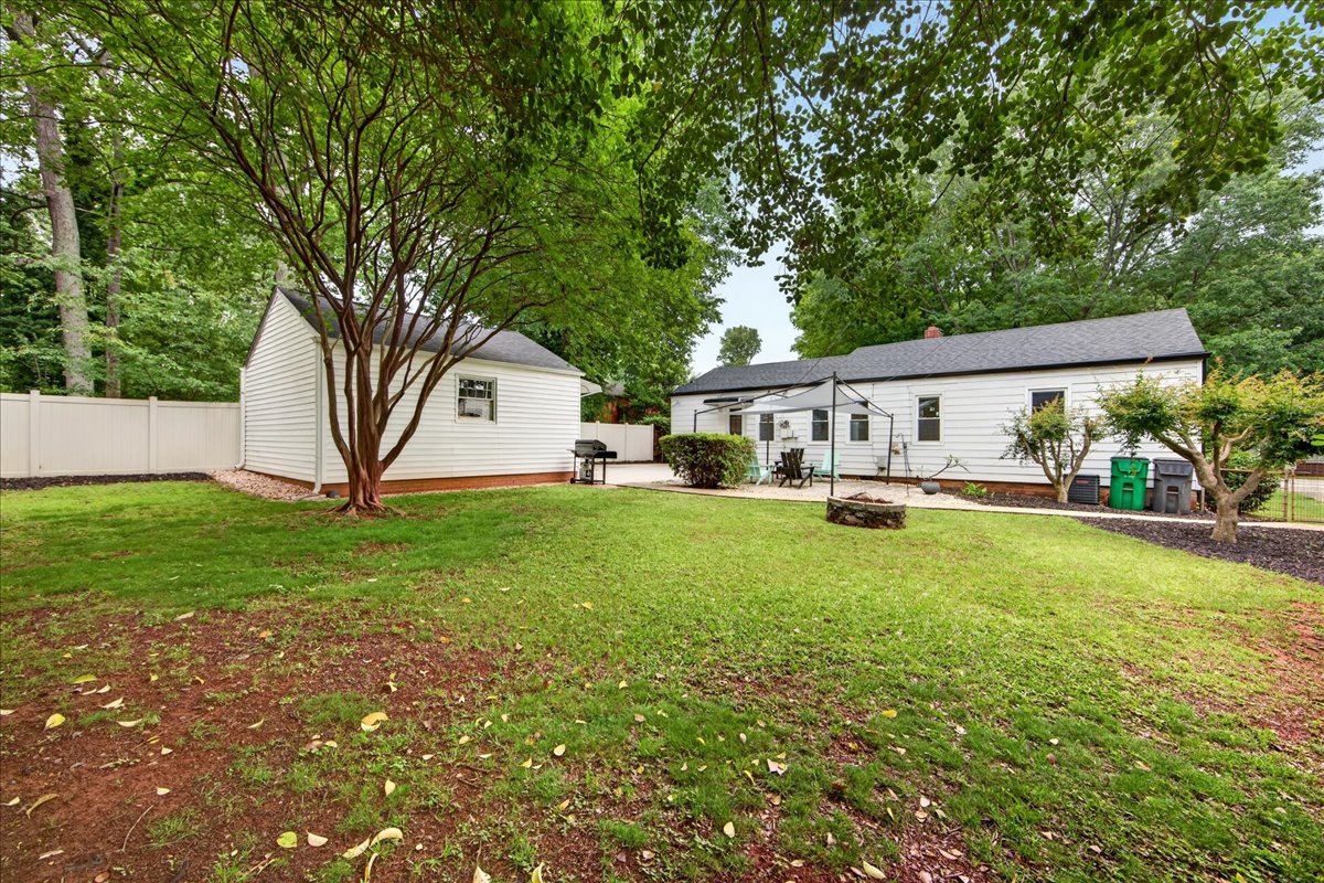 2225 Ashley Road Charlotte, NC 28208 - Photo 39 of 42