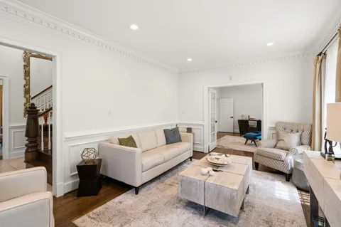 Contact Agent | 5313 Massachusetts Avenue, Bethesda, MD 20816