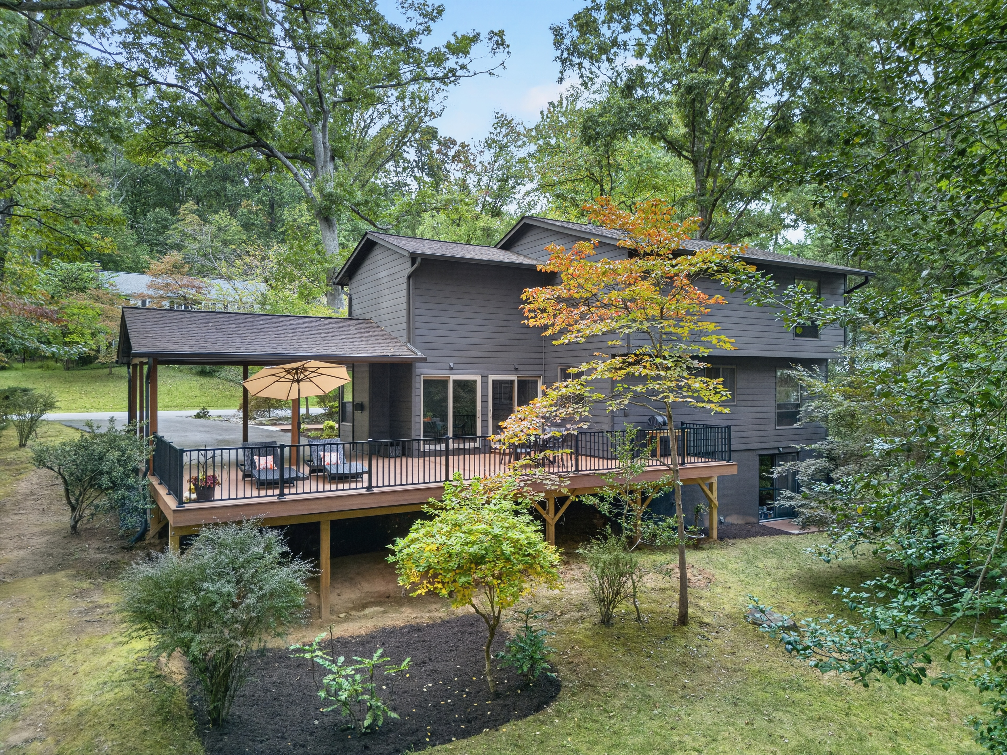 11411 Running Cedar Road Reston, VA 20191 - Photo 6 of 28 Gallery Image 6