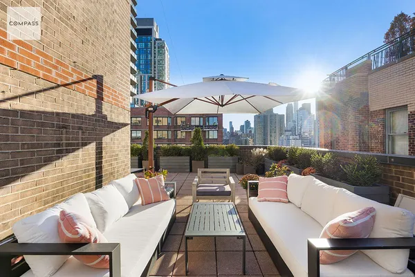 $1,795,000 | 333 East 79th Street, Unit 18N | Upper East Side