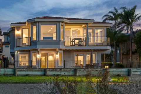 $4,495,000 | 16 Killarney Place, Alameda, CA 94502