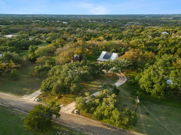 $915,000 | 1100 Live Oak Road, Leander, TX 78641