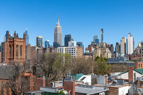 $875,000 | 445 West 19th Street, Unit 8H | Chelsea