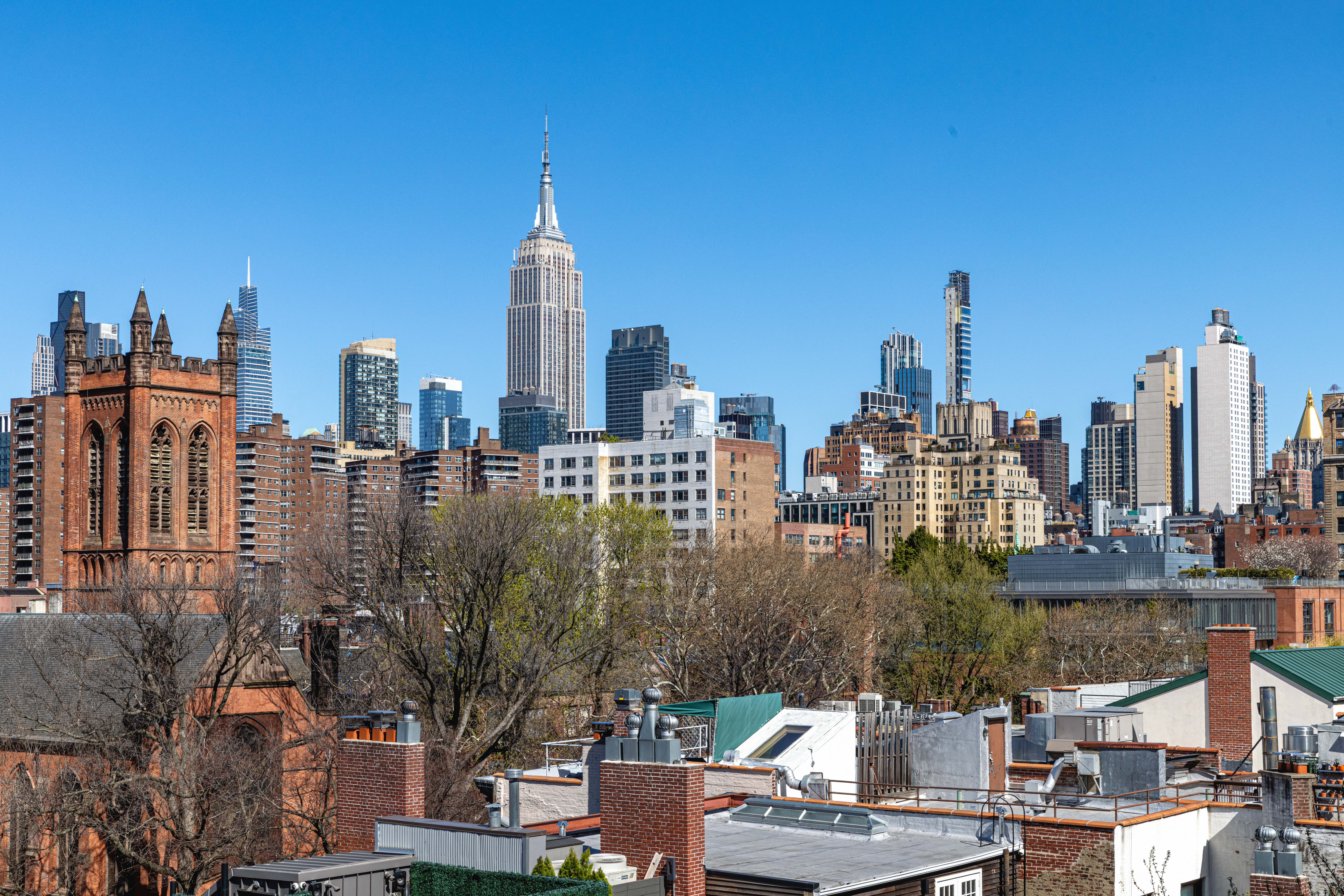 445 West 19th Street, Unit 8H Manhattan, NY 10011 - Photo 6 of 9