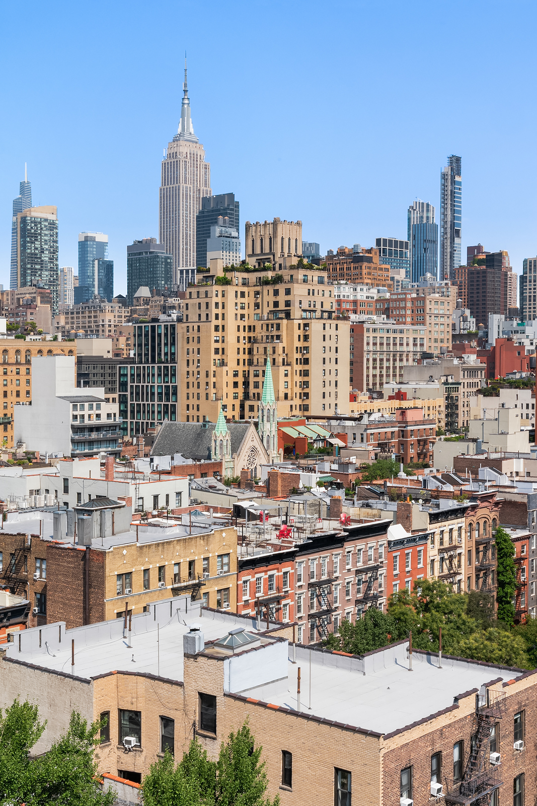 365 West 20th Street, Unit 14B Manhattan, NY 10011 - Photo 10 of 21 a view of city with tall buildings
