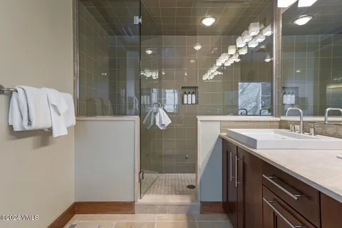 $4,395,000 | 1325 Westhaven Drive, Unit B201, Vail, CO 81657