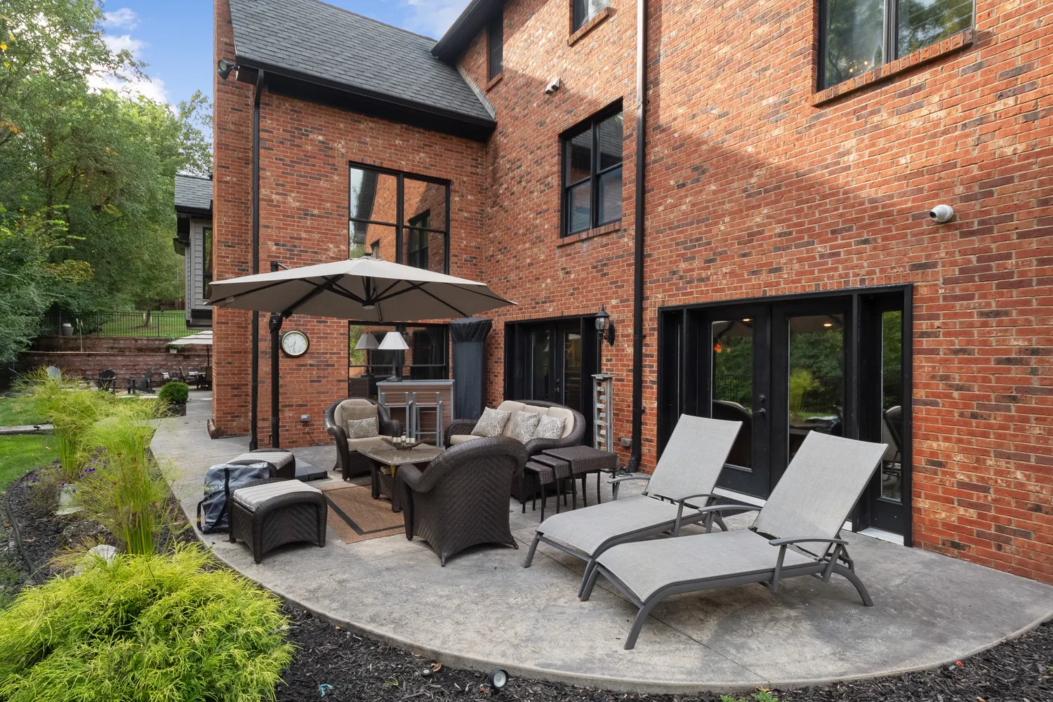 $1,995,000 | 13352 Weston Park Drive, St. Louis, MO 63131