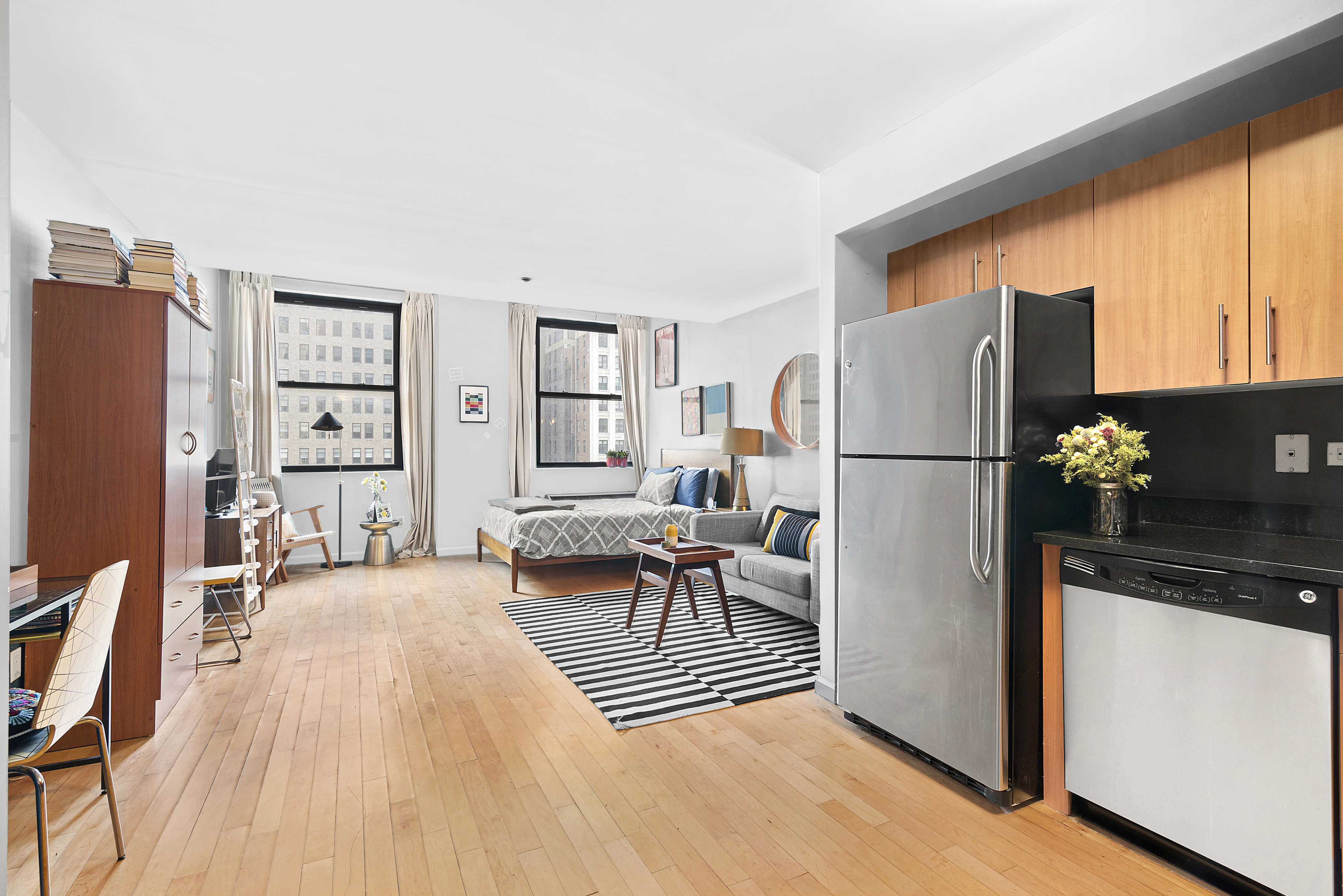 20 West Street, Unit 14K Manhattan, NY 10004 - Photo 4 of 13