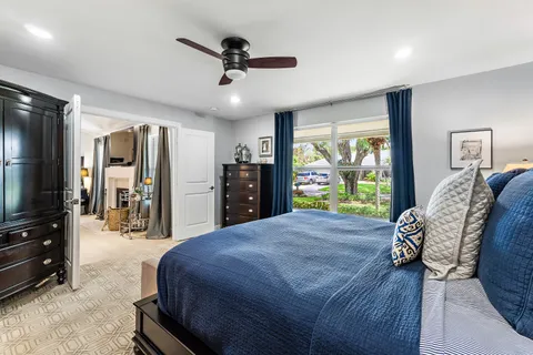 $1,200,000 | 10 Bentwood Road, Palm Beach Gardens, FL 33418