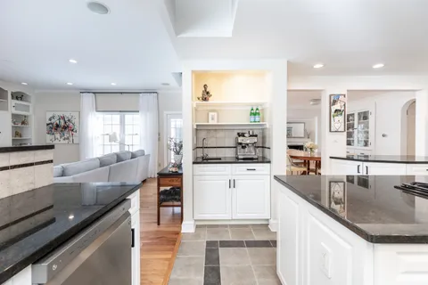 Contact Agent | 31 Woodfield Road, Wellesley, MA 02482