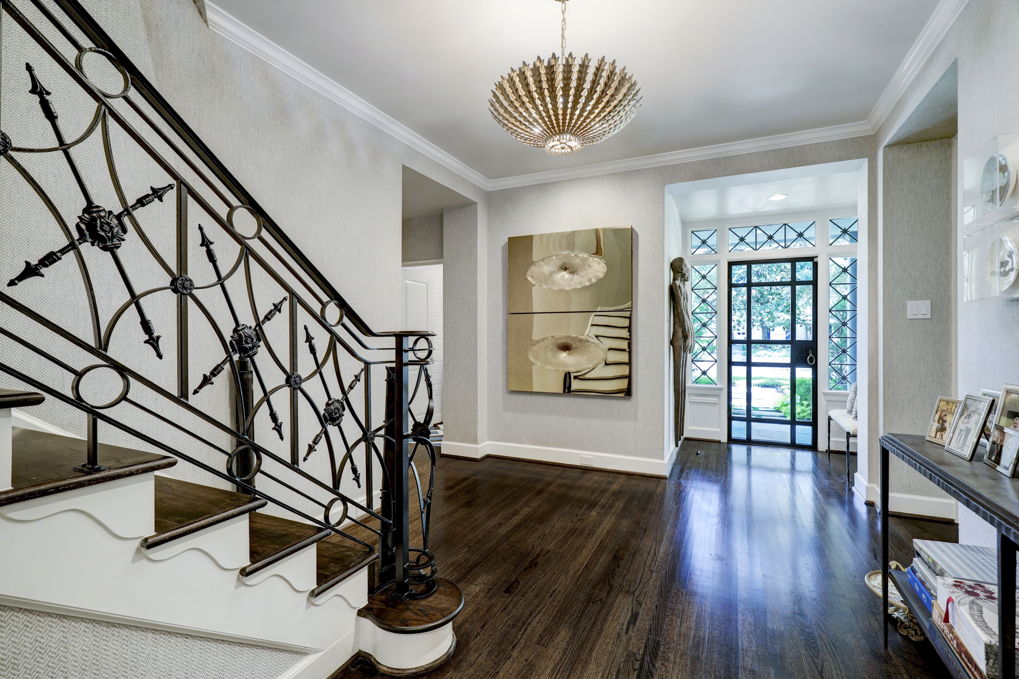 2240 Chilton Road Houston, TX 77019 - Photo 4 of 34