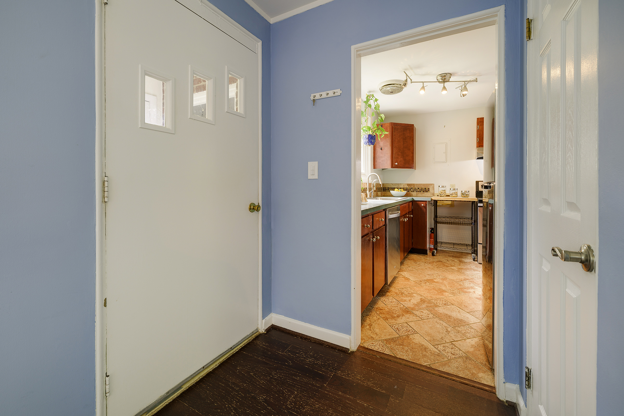 6 Hillside Road, Unit S Greenbelt, MD 20770 - Photo 14 of 39 Gallery Image 14