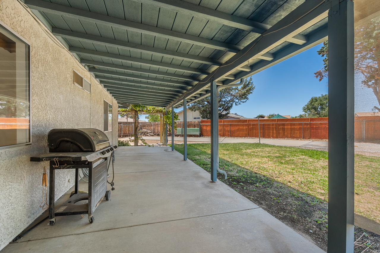 12450 Algonquin Road Apple Valley, CA 92308 - Photo 41 of 56