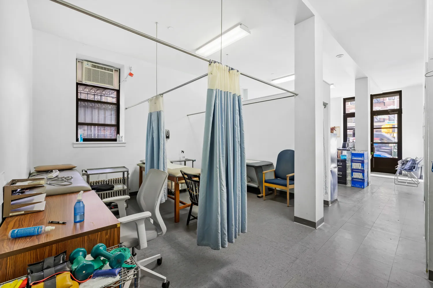 $5,852 | 2139 Amsterdam Avenue, Unit COMMERCIAL | Washington Heights