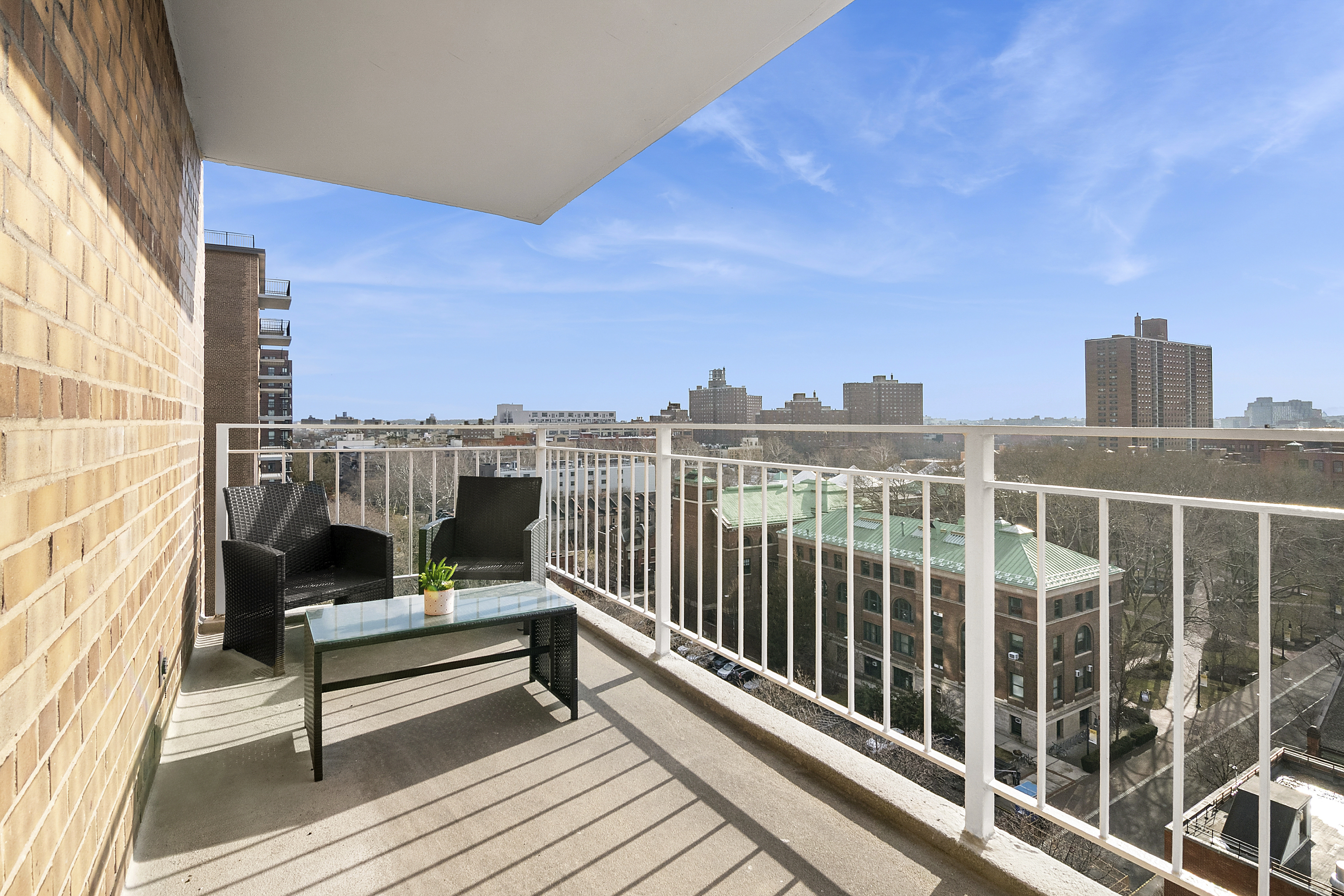 195 Willoughby Avenue, Unit 1206 Brooklyn, NY 11205 - Photo 8 of 10 a view of a balcony with city view