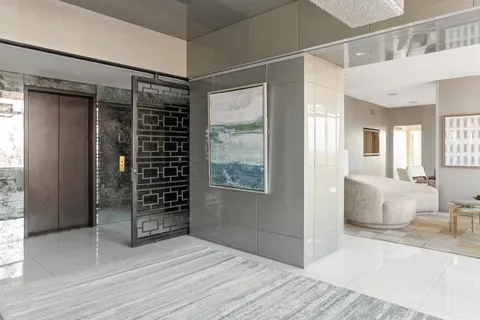 $8,950,000 | 422 East 72nd Street, Unit 40B/41AB | Lenox Hill