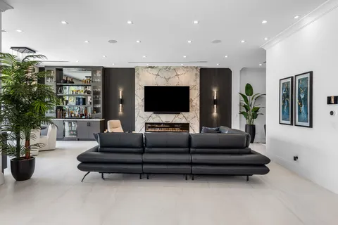$8,895,000 | 12898 Shore Drive, Palm Beach Gardens, FL 33410
